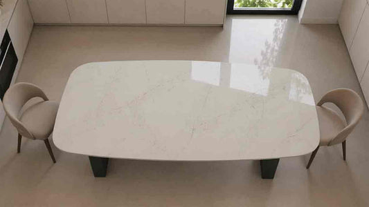 VELA Esstisch elegant mit Keramik- oder Silestone konfigurieren